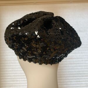 Black Sequins Beret Hat Like New